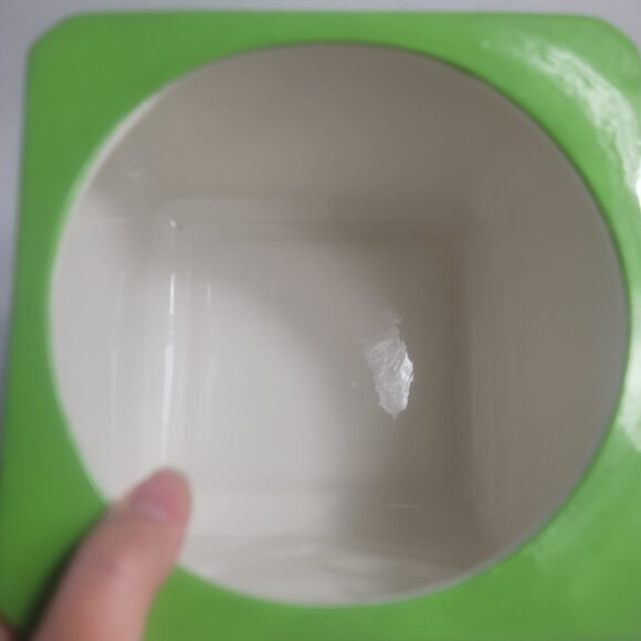 Vintage Unbranded Cookie Jar Green with Embossed Purple Flowers - Picture 10 of 16